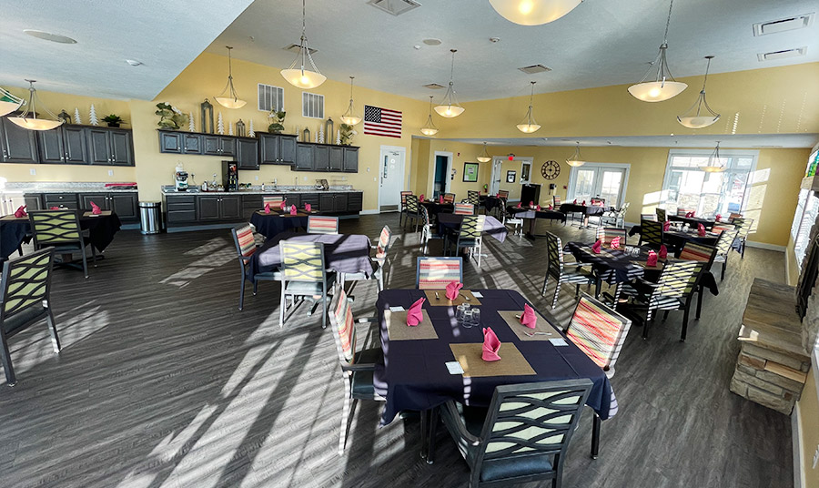 Vineyard Assisted Living dining room